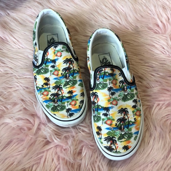 Vans Classic Slip-On Aloha Black True White
